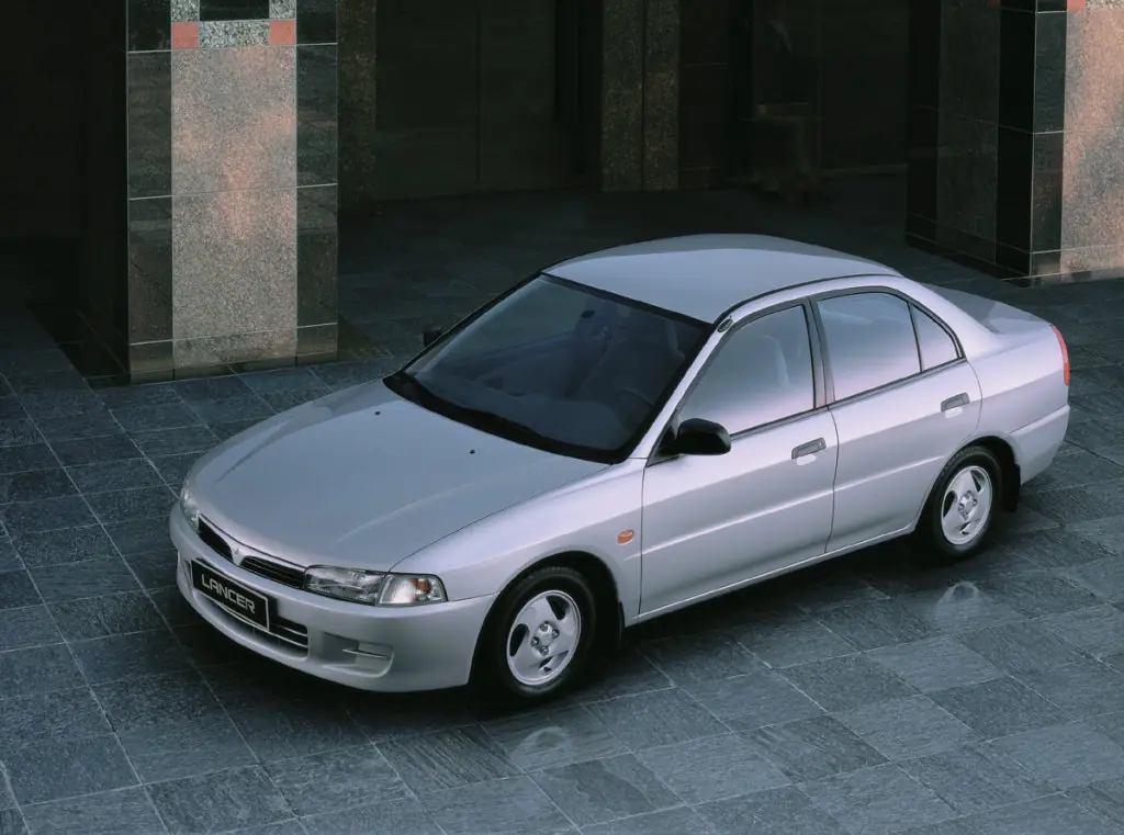 Mitsubishi Lancer (CK1A, CK4A) 8 поколение, седан (10.1995 - 08.1997)